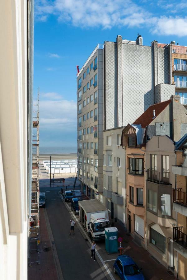 Duplex Apartment With Terrace - Next To The Beach Knokke-Heist Exterior foto